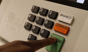 urna-2-300x180 INÍCIO