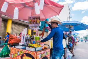 d78d4623-350b-49a3-ada6-8fa3f50101a5-300x200 Se chegue Pré-Carnaval de Caruaru!  