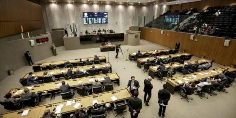 crop-10 COLUNA CAPITAL