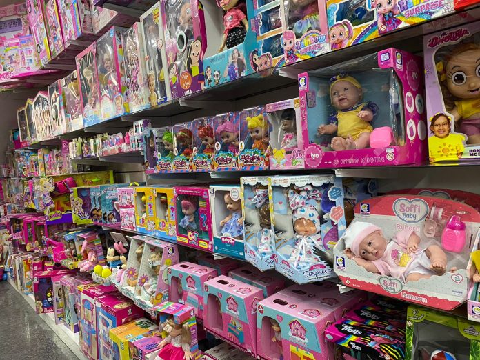 BRINQUEDOS COLUNA CAPITAL