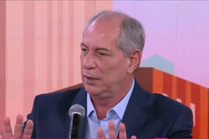 Ciro-Gomes-6-300x200 INÍCIO