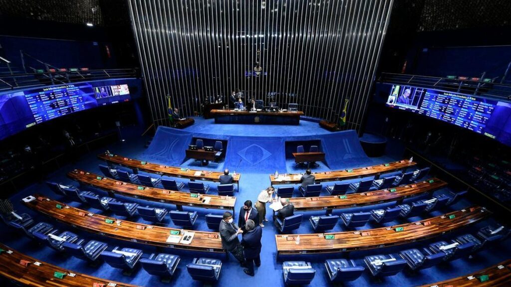 Senado-aprova-incensacao-do-Imposto-de-Renda-para-quem-ganha-ate-RS-5-mil-1024x576 COLUNA CAPITAL