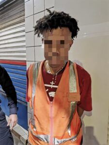 f5a0109e-cbc6-40e3-9b8d-c1b93cc28be0-225x300 INÍCIO