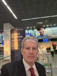 40f3a492-a73d-4f95-9f98-4e5680ce0f4f-225x300 INÍCIO