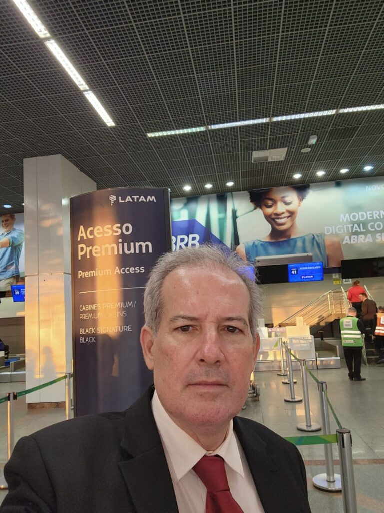 40f3a492-a73d-4f95-9f98-4e5680ce0f4f-768x1024 INÍCIO