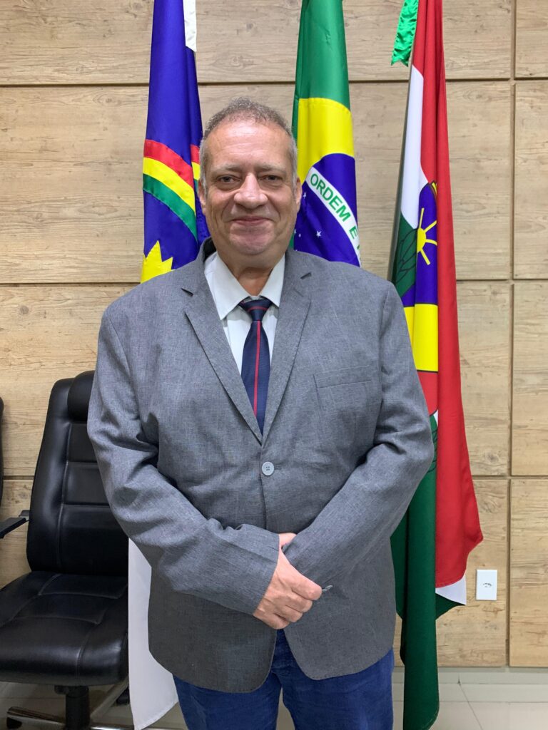 c50ac141-04d3-4528-b5df-361821eb4bc7-768x1024 INÍCIO