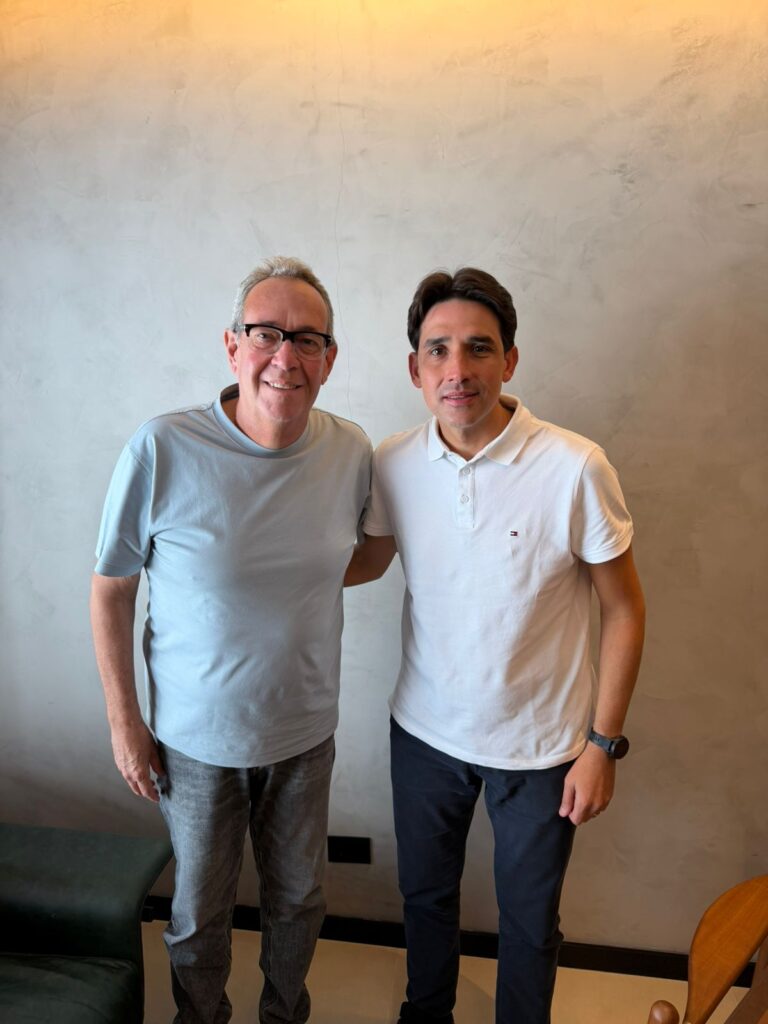 cac6b27d-ba70-407e-9858-4c3d31b4f7b3-768x1024 INÍCIO