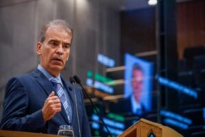 5ec8d2ab-e354-485d-9187-c2e14c59c62e-300x200 INÍCIO