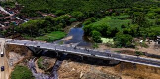 Prefeito Rodrigo Pinheiro entrega Ponte José Gonzaga Simões em tempo recorde no Alto do Moura