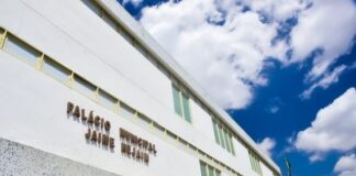 Prefeitura de Caruaru altera expediente das repartições públicas municipais na segunda-feira (29); confira o que muda