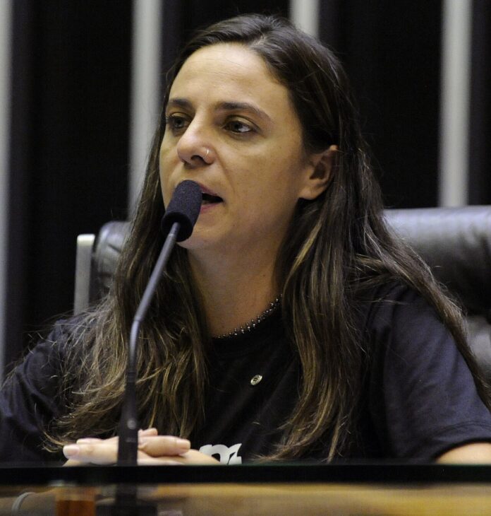 Fernanda_Melchionna_em_março_de_2019_(cropped)