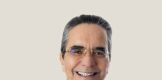 Mauricio Rands inaugura comitê no Recife e marca retorno à disputa por uma vaga na Câmara