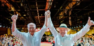 Lula é oficializado candidato à reeleição e faz críticas às emendas parlamentares