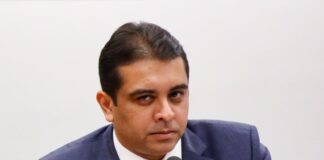 ELEIÇÕES 2026 — Rodolfo tenta surfar na imagem de Raquel, mas seu palanque oficial é o de João Campos
