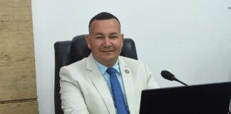 Cabo Cardoso comemora anúncio de três passarelas na BR-104, em Caruaru